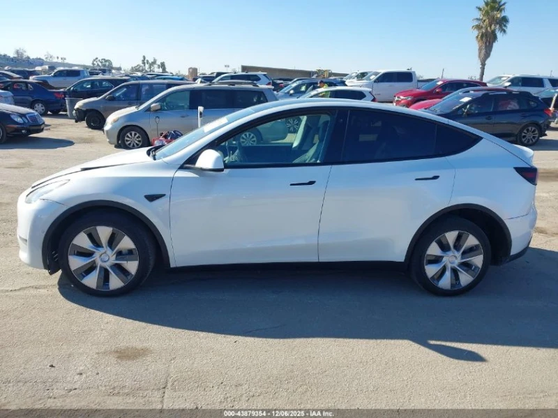 Tesla Model Y Tesla Model Y Long Range Dual Motor AWD, снимка 5 - Автомобили и джипове - 52898588