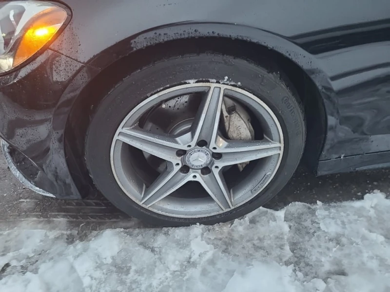 Mercedes-Benz C 300 * CARFAX * ФИНАНСИРАНЕ , снимка 6 - Автомобили и джипове - 52949977