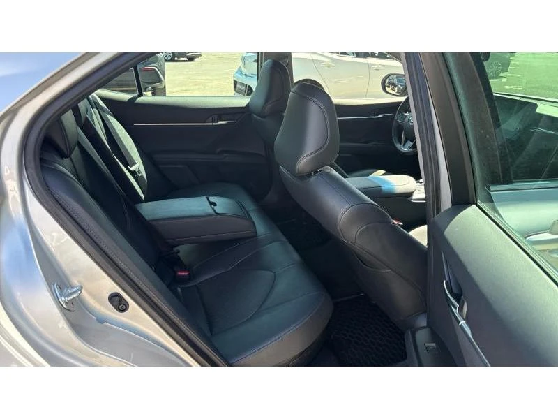 Toyota Camry 2.5HSD ELEGANCE, снимка 11 - Автомобили и джипове - 55471301