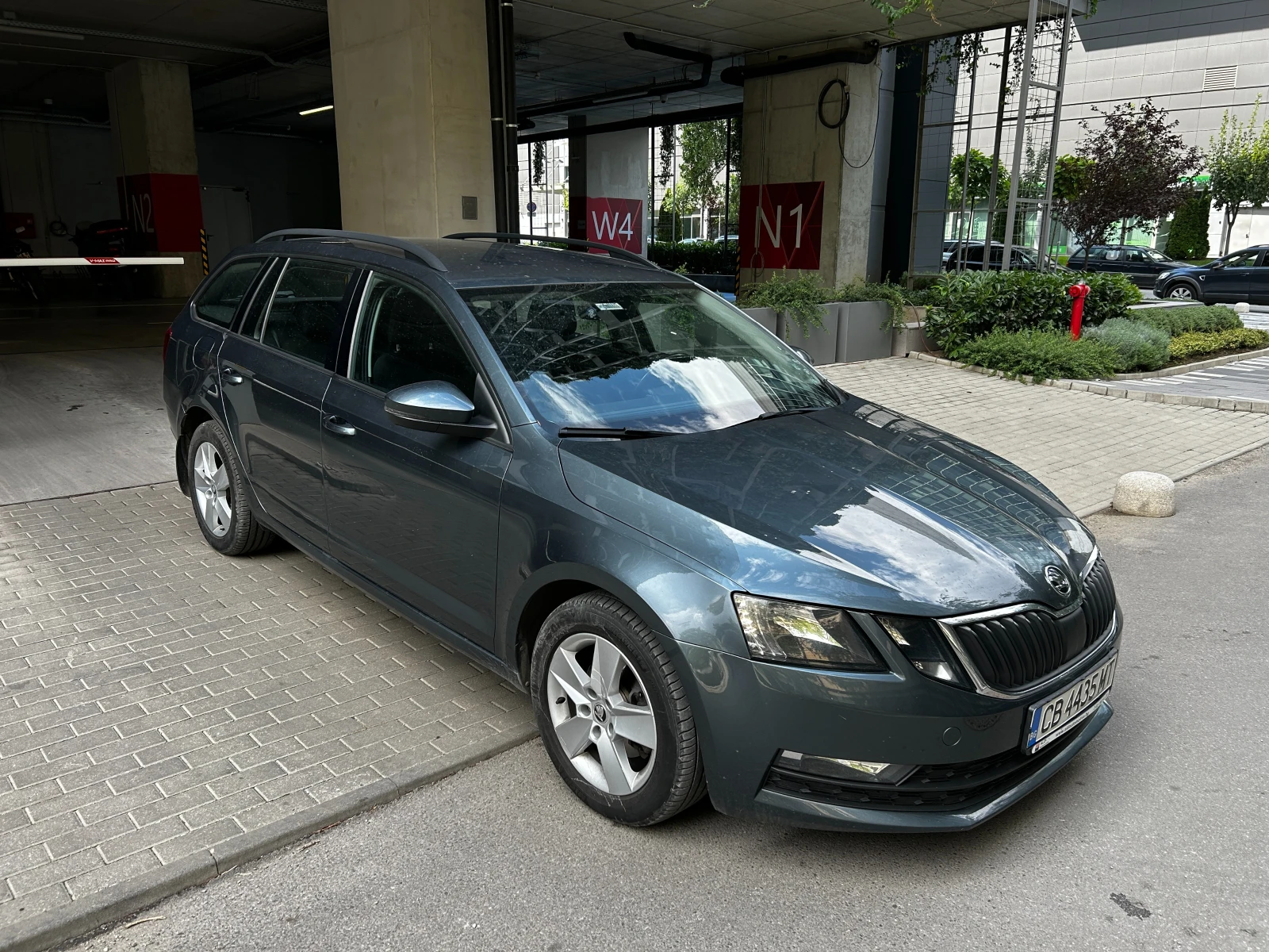 Skoda Octavia 2.0TDI AWD - изображение 3