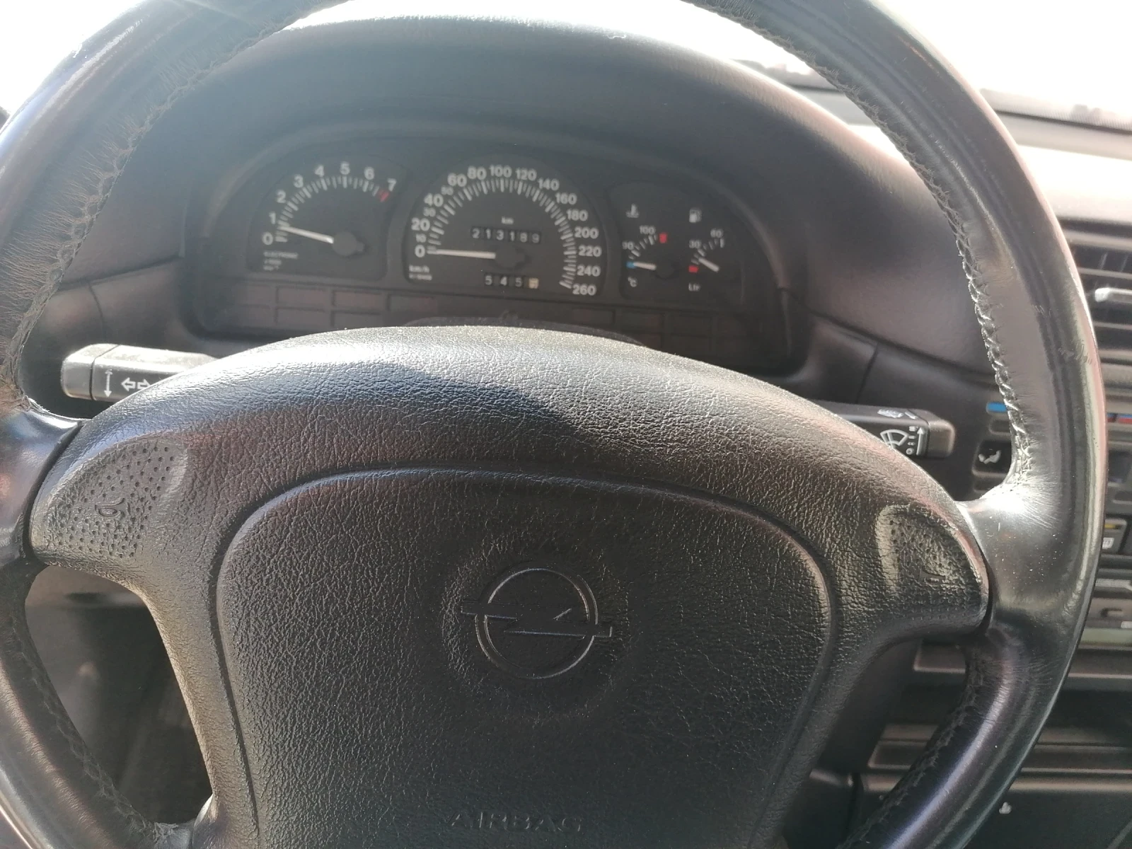 Opel Vectra 2.5 V6 - изображение 3