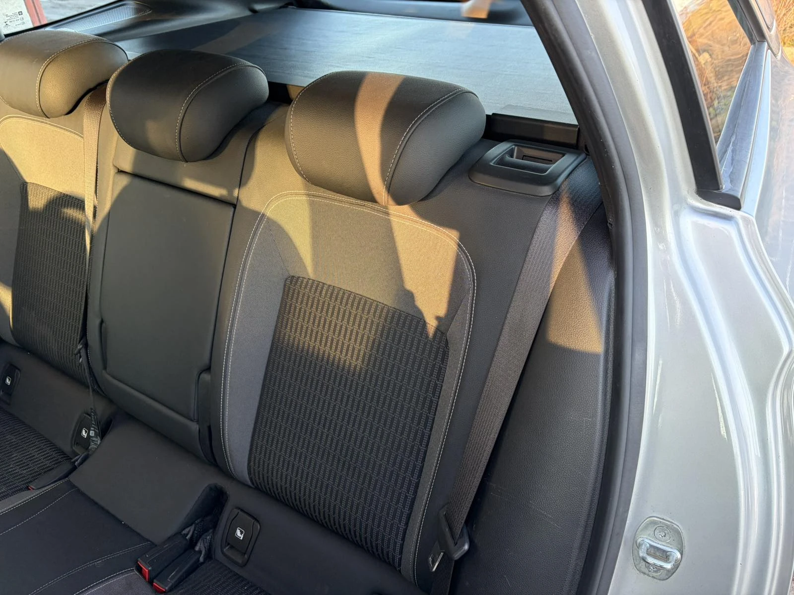 Opel Astra Sports Tourer 1.2 Turbo | Mobile.bg � ����������� 16