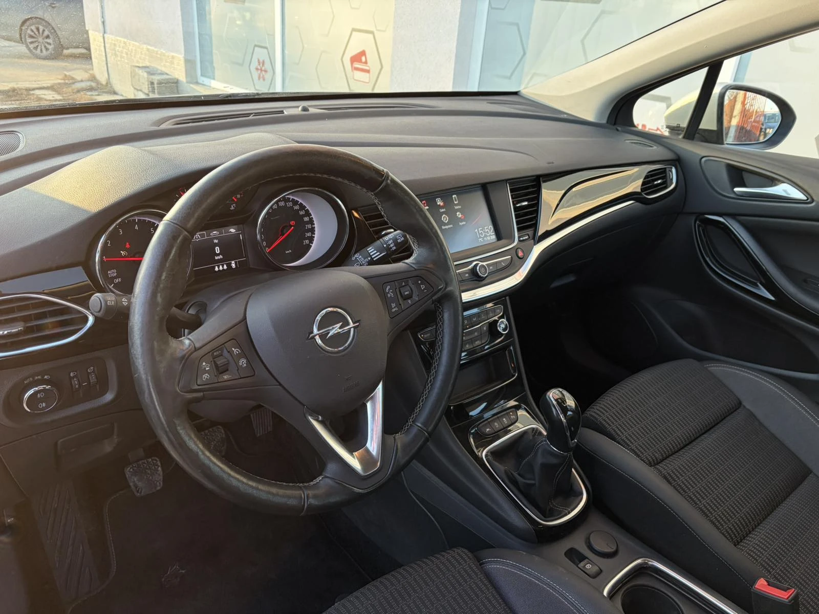 Opel Astra Sports Tourer 1.2 Turbo | Mobile.bg � ����������� 11