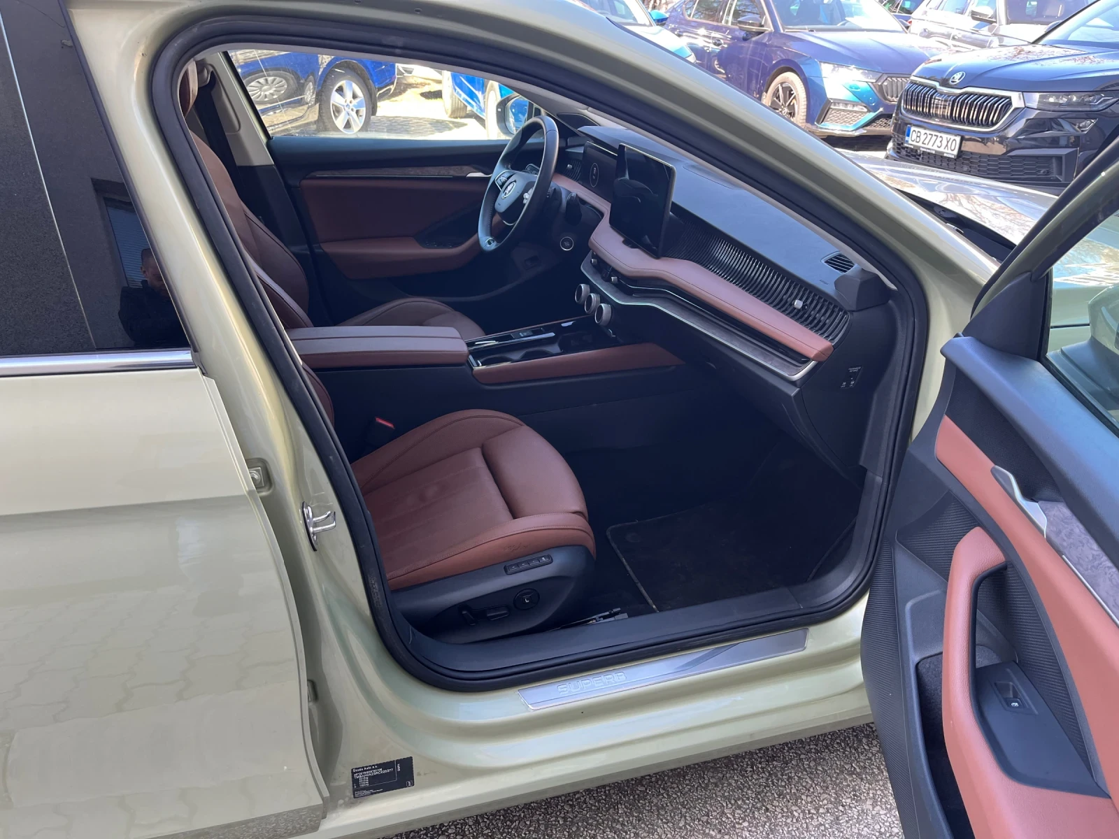 Skoda Superb 2.0TDI 7DSG  | Mobile.bg � ����������� 9