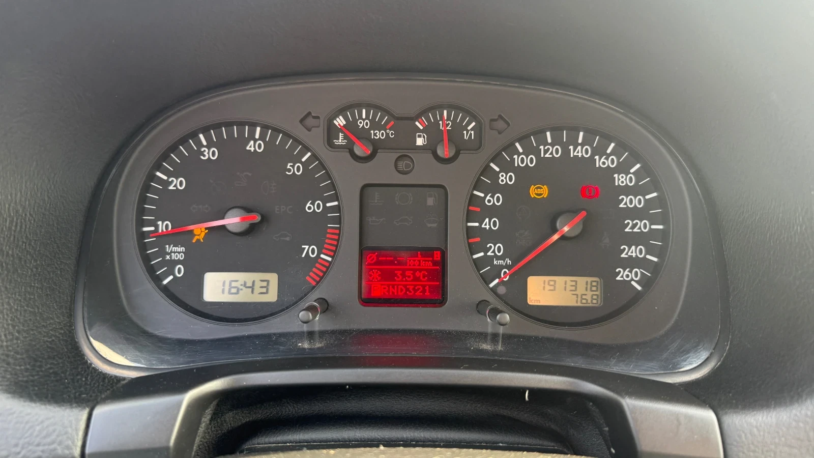 VW Golf 4, снимка 6 - Автомобили и джипове - 53789062