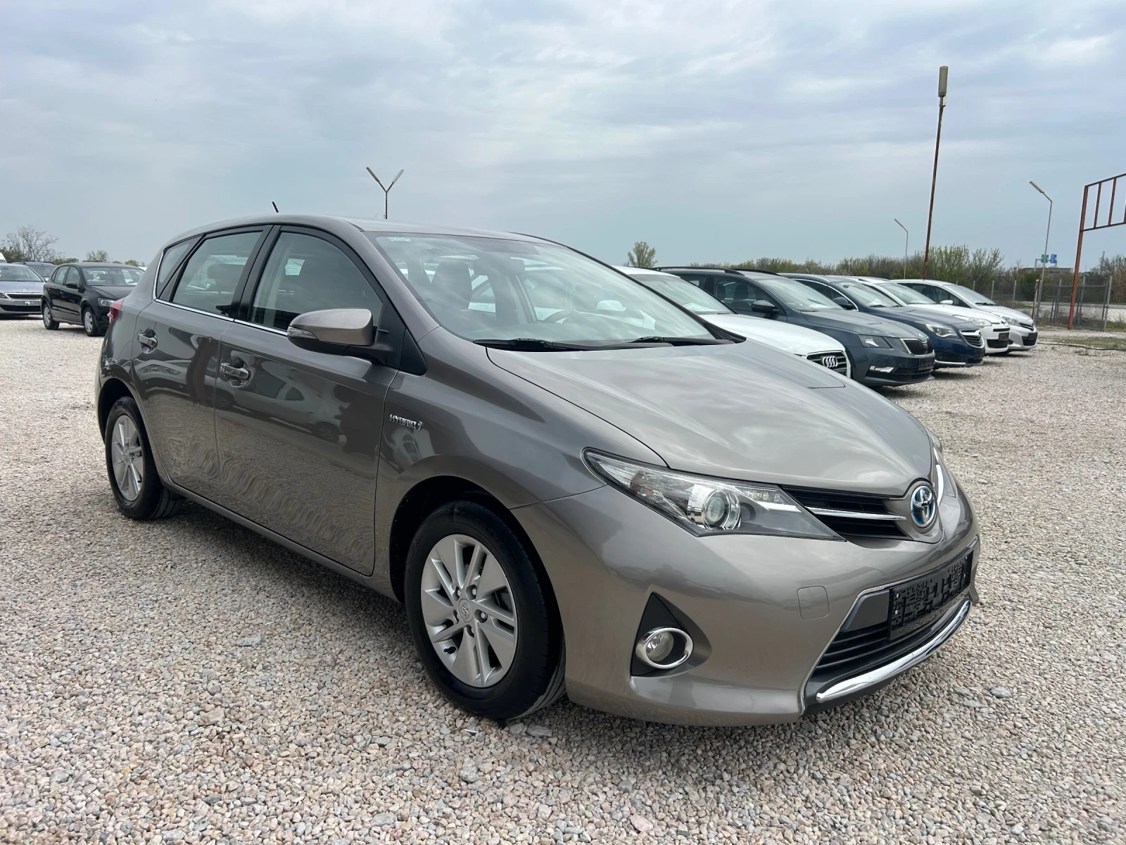 Toyota Auris * 1.8i* 99�.�* HYBRID*  | Mobile.bg � ����������� 2