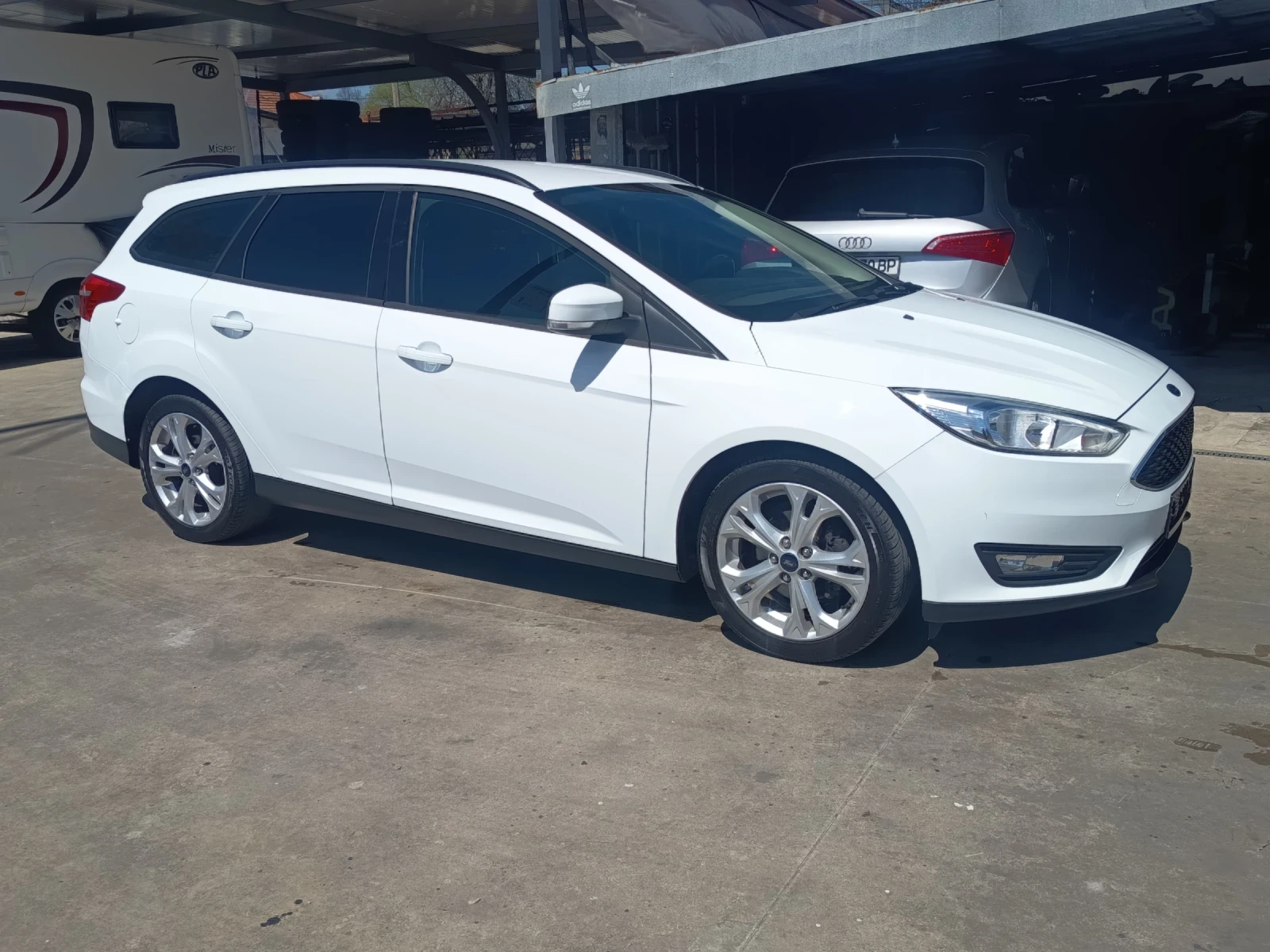 Ford Focus 1.0i | Mobile.bg � ����������� 3