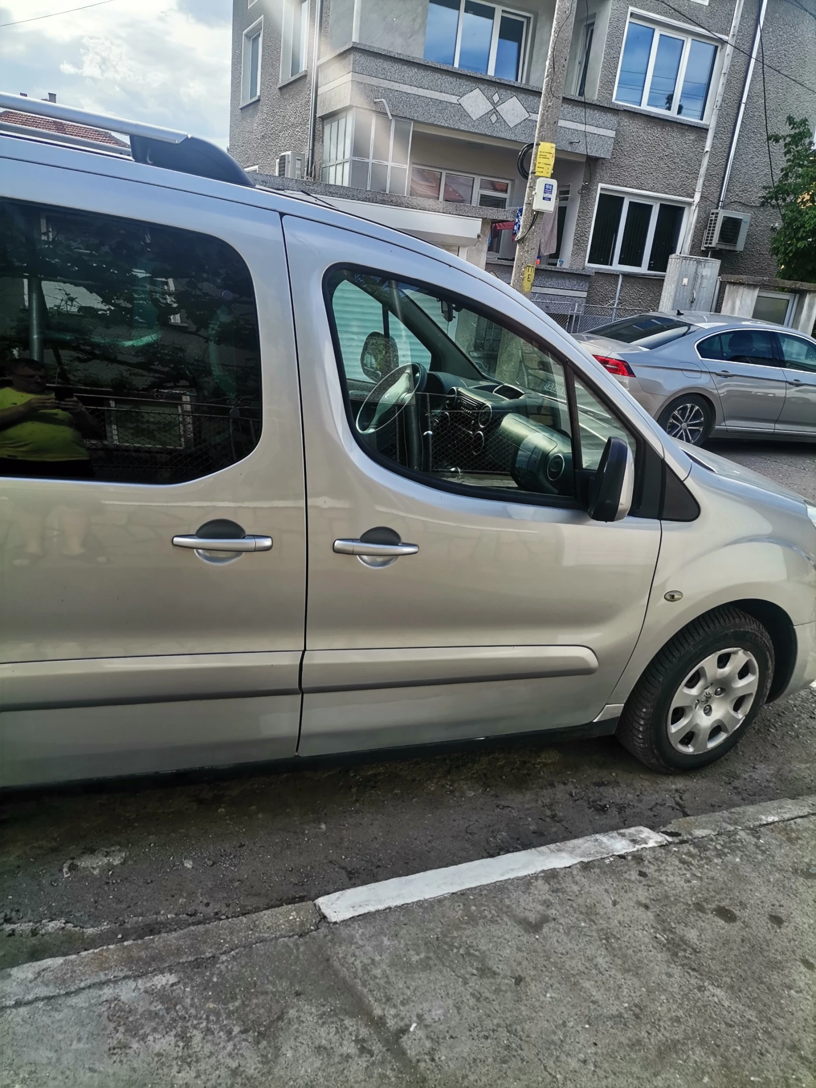 Peugeot Partner, снимка 12 - Автомобили и джипове - 54494068