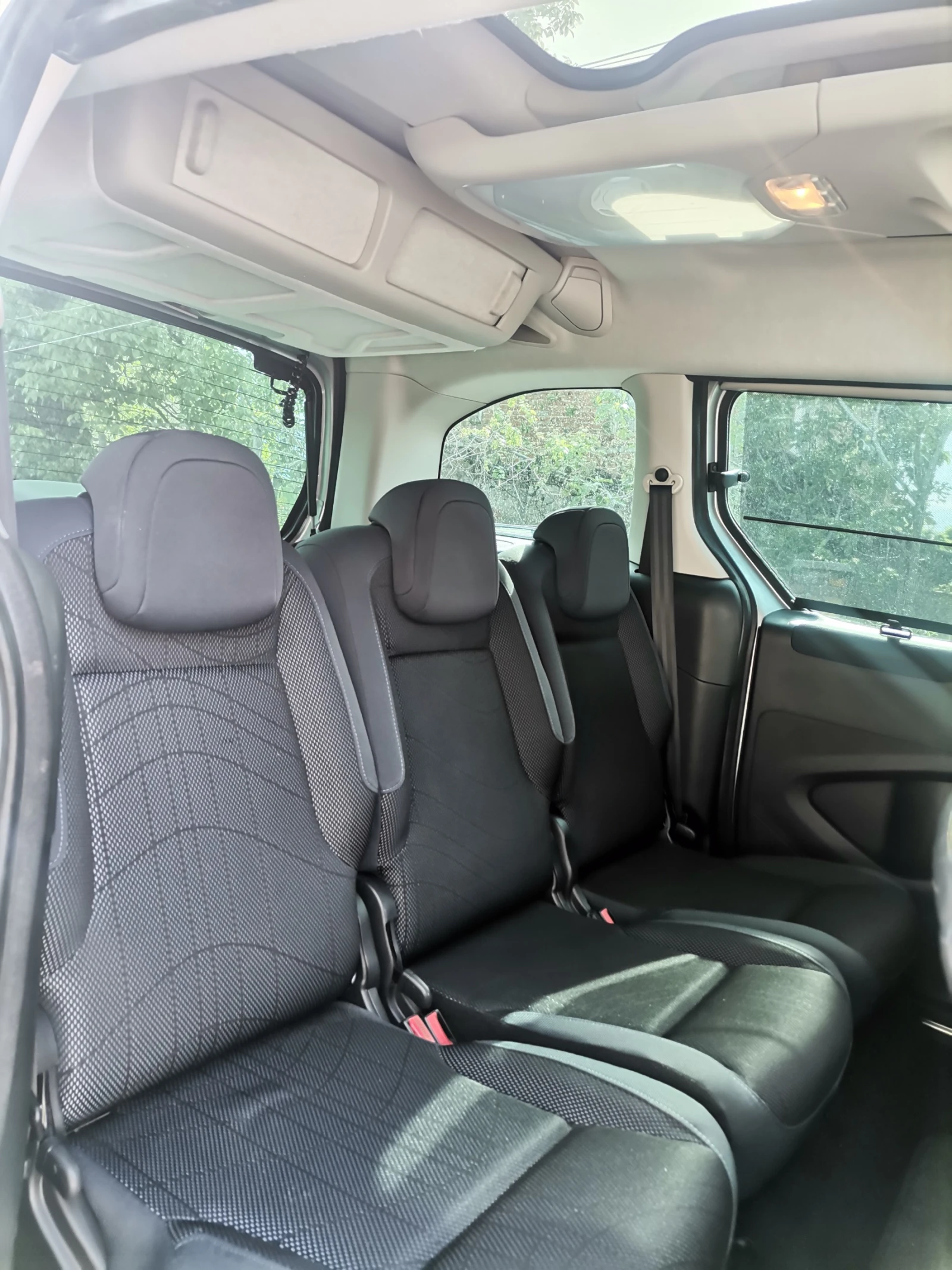 Peugeot Partner, снимка 16 - Автомобили и джипове - 54494068