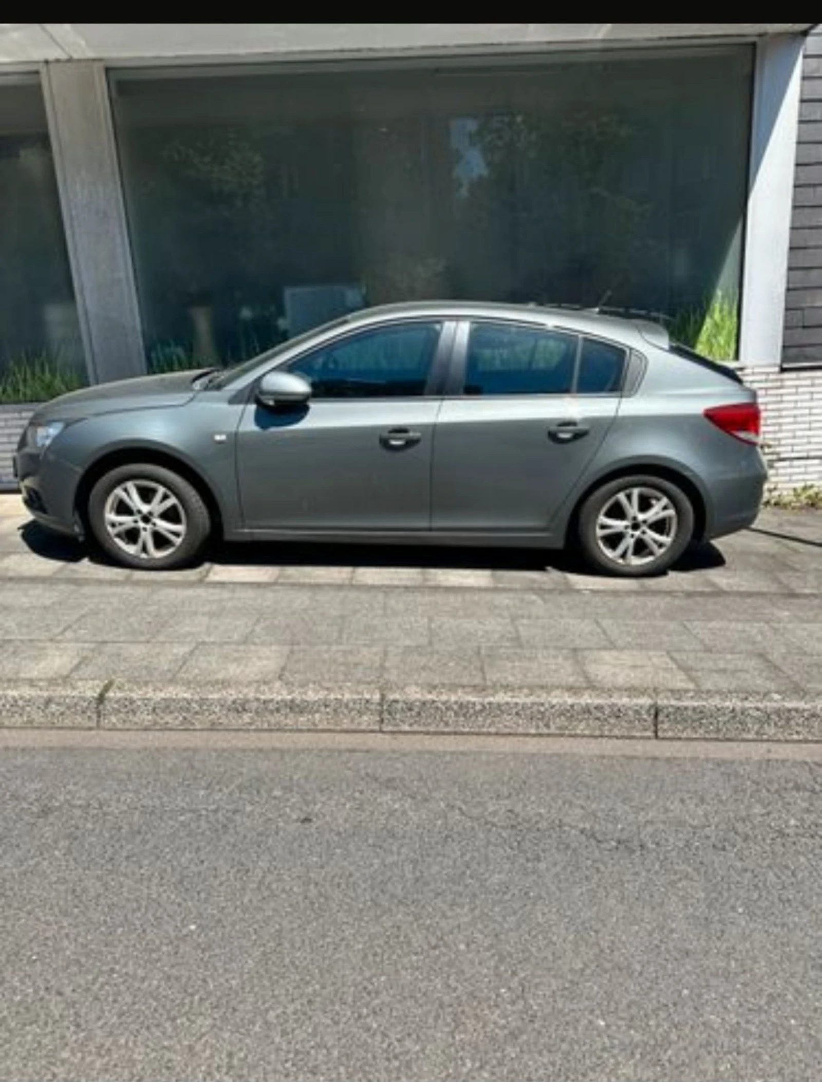 Chevrolet Cruze 1.8i LPG KLIMATRON , снимка 3 - Автомобили и джипове - 54725987