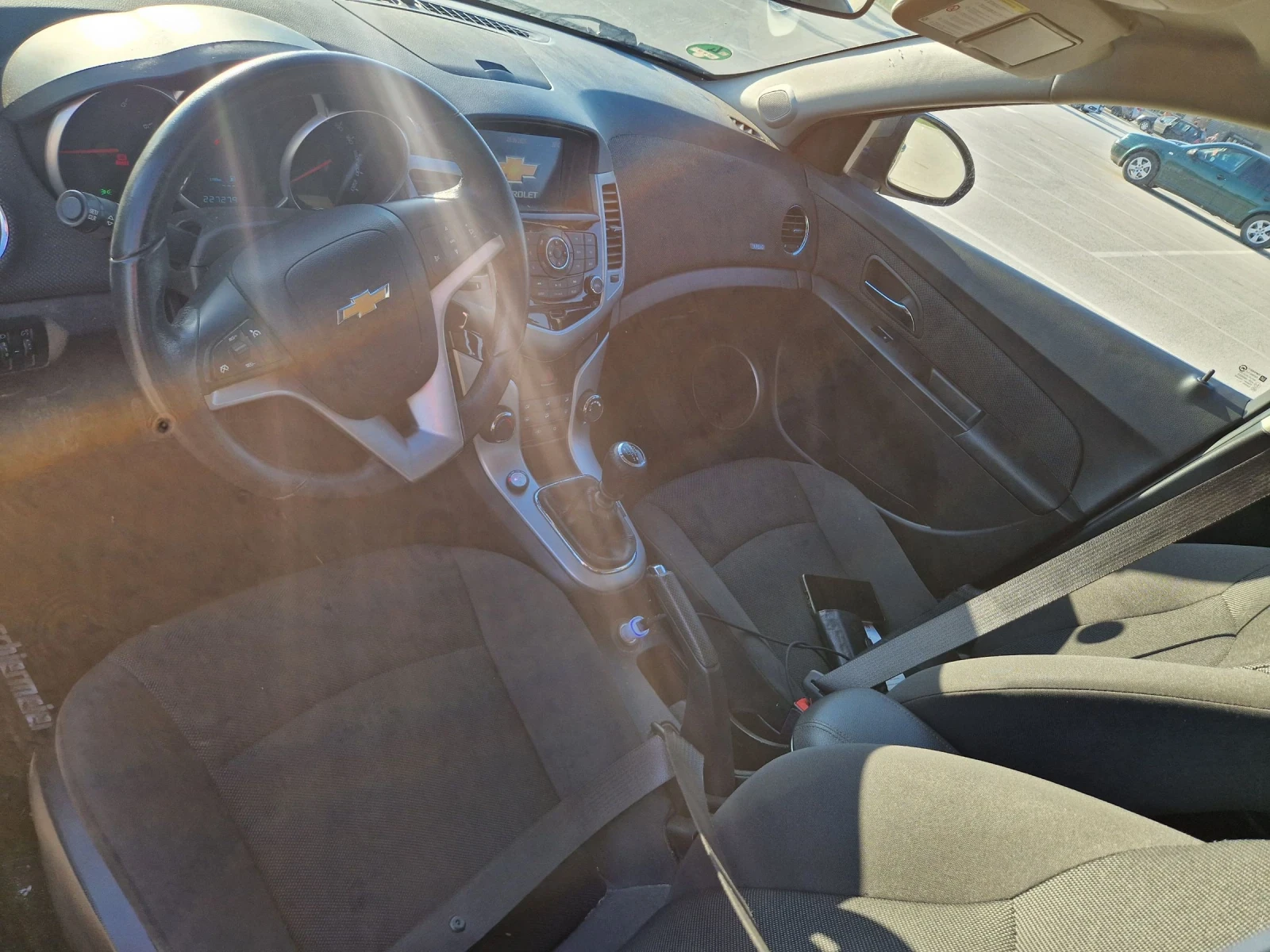 Chevrolet Cruze 1.8i LPG KLIMATRON , снимка 7 - Автомобили и джипове - 54838425
