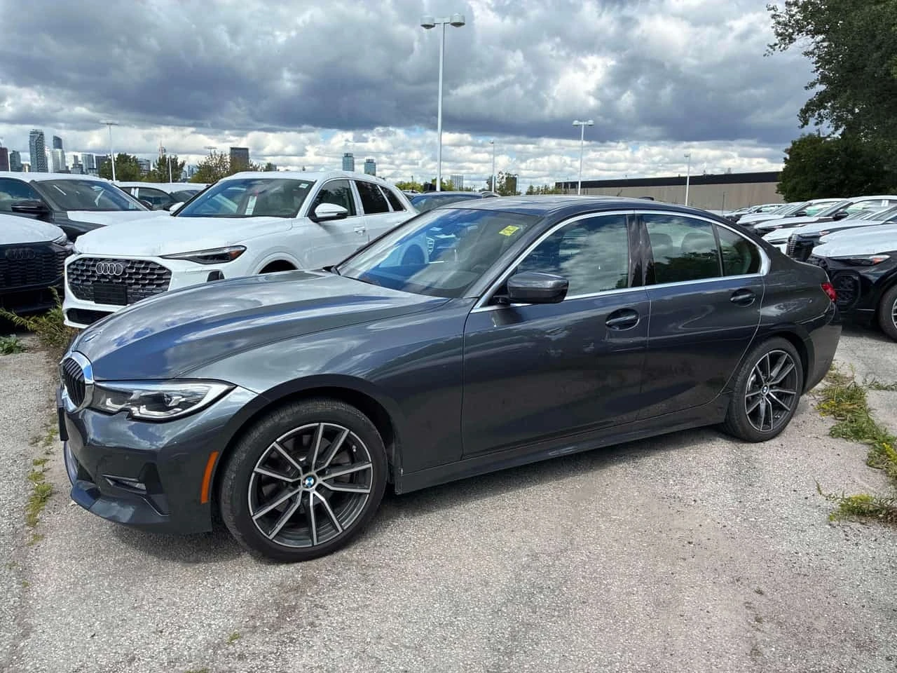 BMW 330 i xDrive | CARFAX | БЕЗ ИНЦИДЕНТИ , снимка 3 - Автомобили и джипове - 56231609