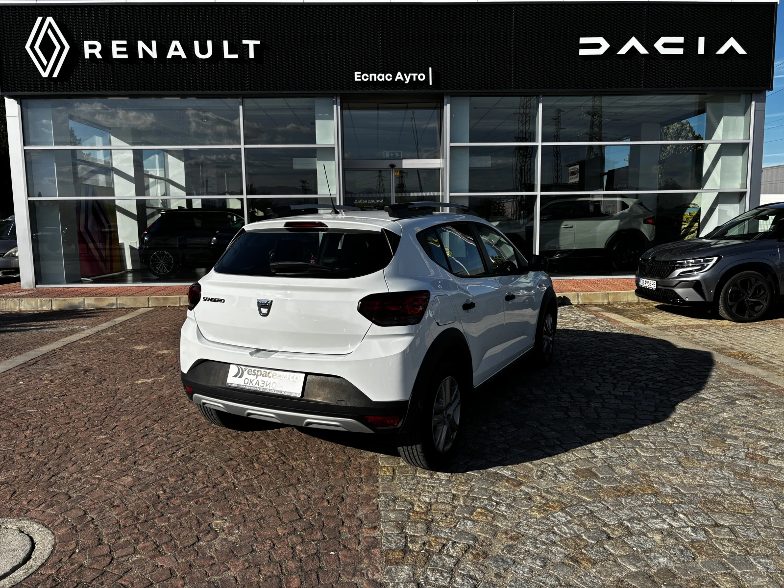 Dacia Sandero STEPWAY, снимка 4 - Автомобили и джипове - 56391568