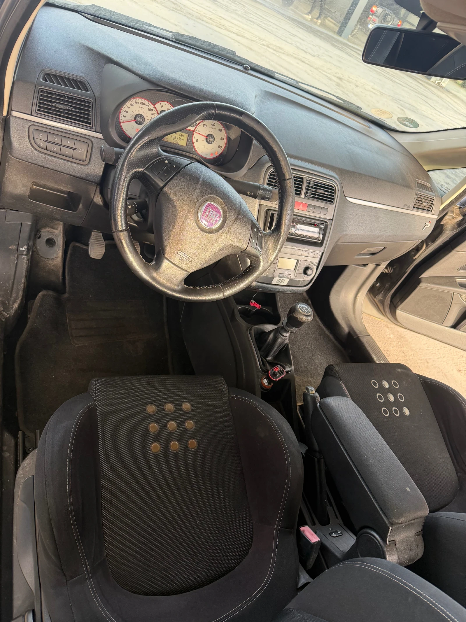 Fiat Punto, снимка 8 - Автомобили и джипове - 56476622