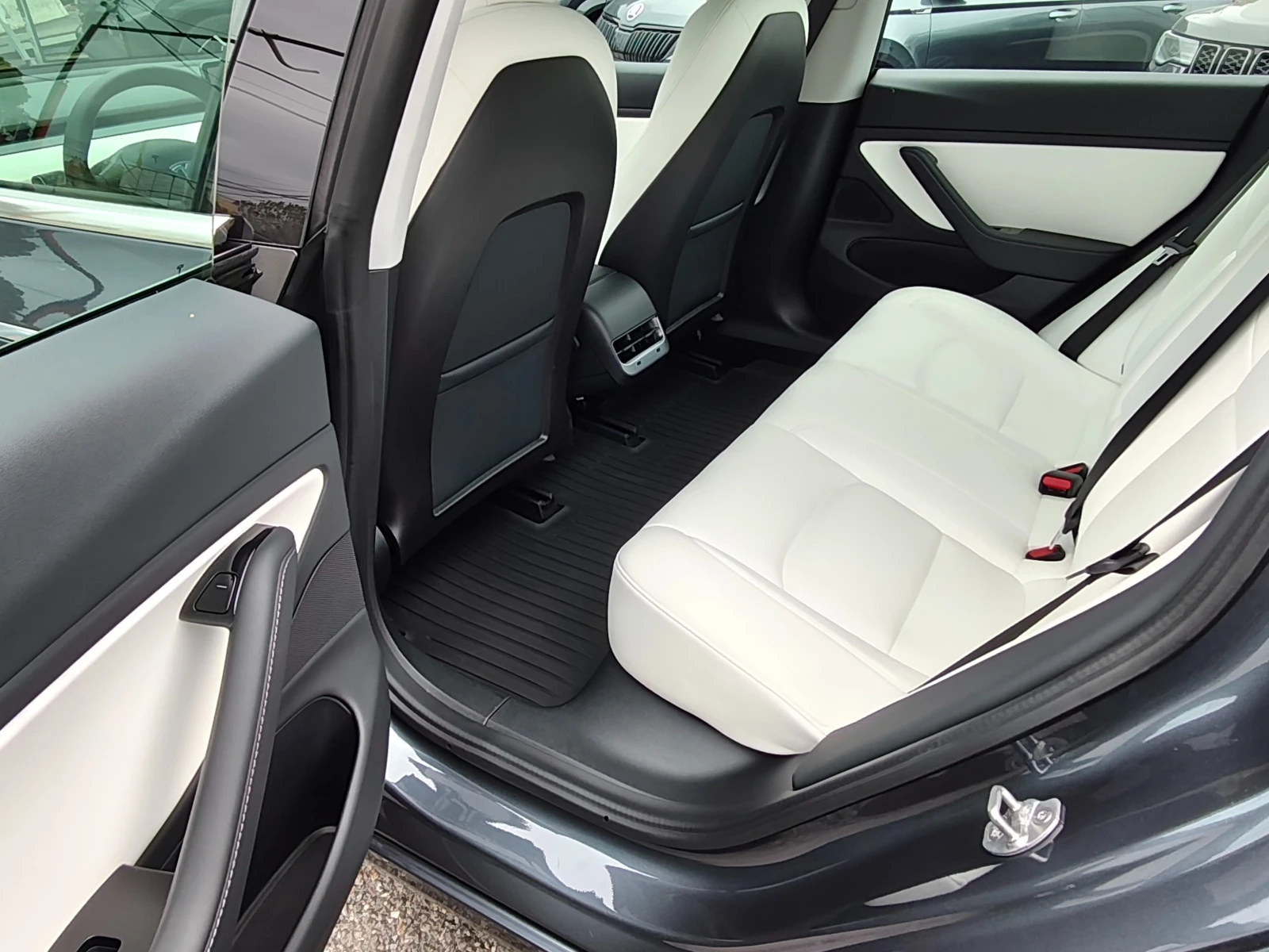 Tesla Model 3 LONG RANGE DUAL MOTOR  !!4�4 !! ��������� !!! | Mobile.bg � ����������� 12