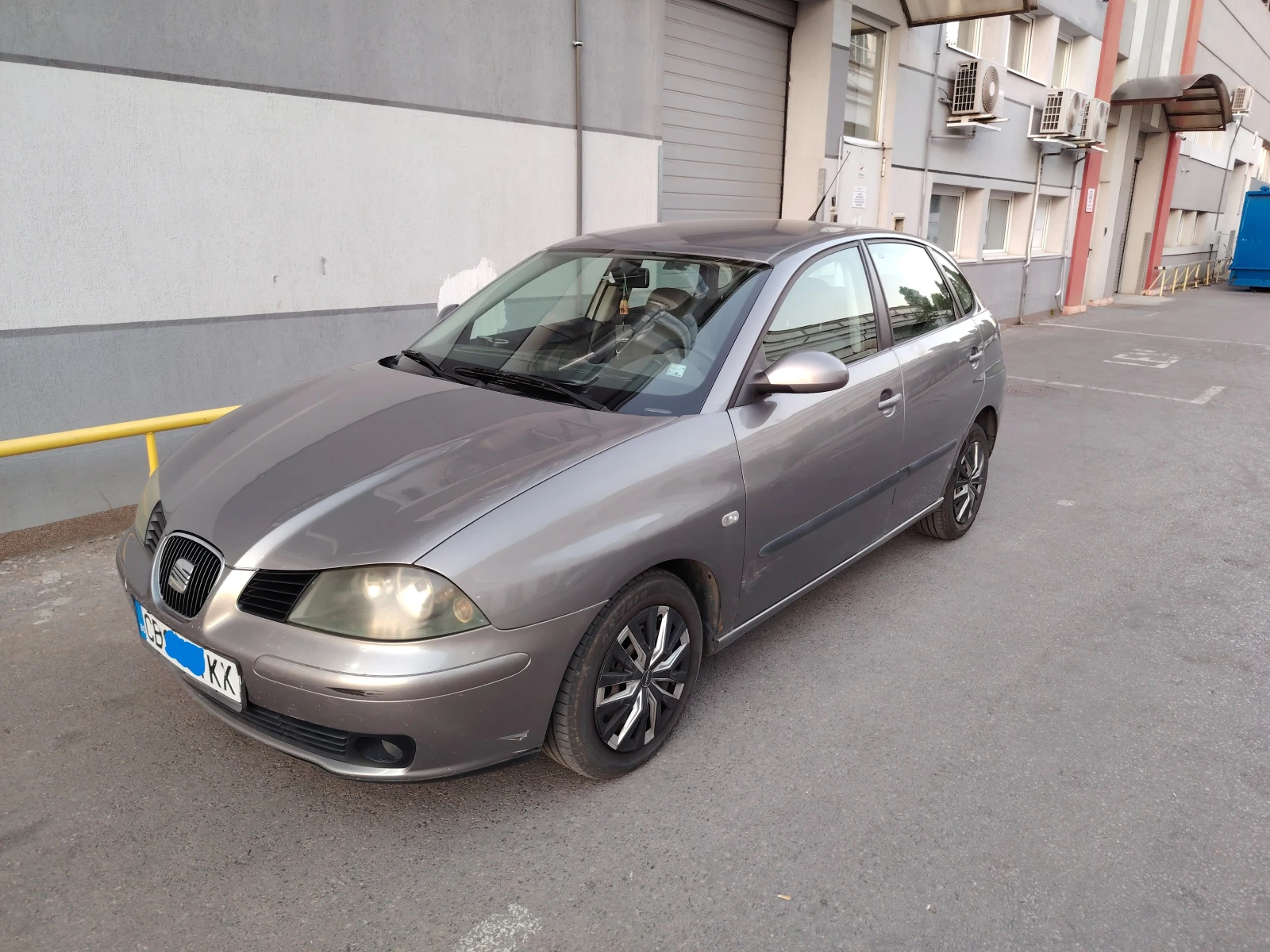 Seat Ibiza TDI, снимка 3 - Автомобили и джипове - 56536930
