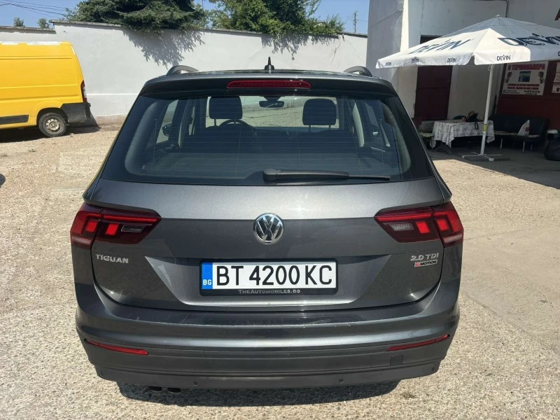 VW Tiguan 2.0 TDI 4 MOUTION DSG, снимка 2 - Автомобили и джипове - 46642171