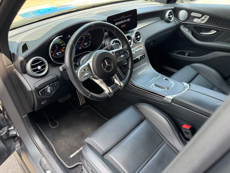 Mercedes-Benz GLC 63 AMG 4M/DESIGNO/469HP/BURM/DISTR+ /360/MEM/DIGITAL/821f, снимка 8 - Автомобили и джипове - 51880520