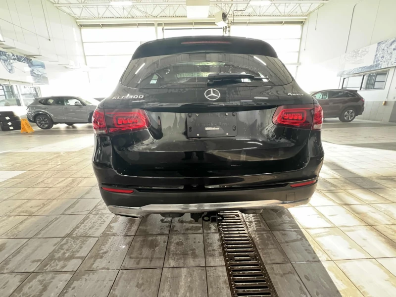 Mercedes-Benz GLC 300 4MATIC* ПОДГРЕВ НА ВОЛАН/СЕДАЛКИ* ПАНОРАМА* ДВА КЛ, снимка 5 - Автомобили и джипове - 53488149