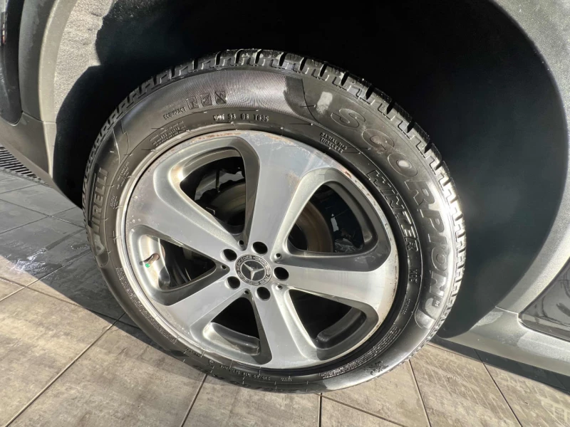 Mercedes-Benz GLC 300 4MATIC* ПОДГРЕВ НА ВОЛАН/СЕДАЛКИ* ПАНОРАМА* ДВА КЛ, снимка 6 - Автомобили и джипове - 53488149