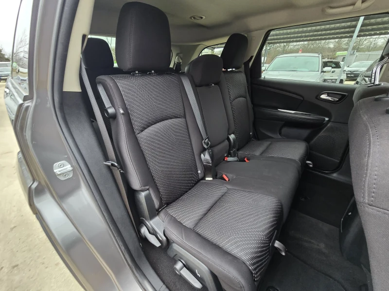 Fiat Freemont 2.0d 140к.с 6 скорости, снимка 4 - Автомобили и джипове - 53510833