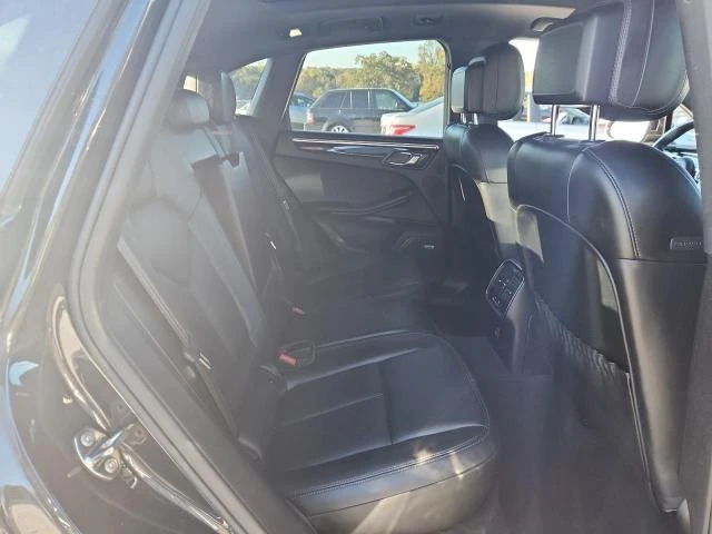 Porsche Macan ПОДГРЕВ* КАМЕРА* КЕЙЛЕС* LANE* ASSIST, снимка 11 - Автомобили и джипове - 53156297