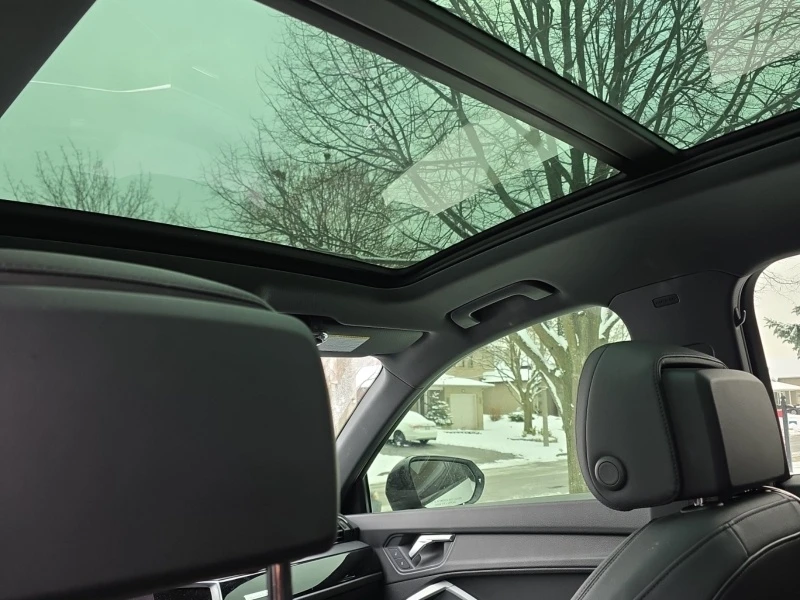 Audi Q3 * KOMFORT * CARFAX * БЕЗ ПЪРВОНАЧАЛНА ВНОСКА - изображение 10