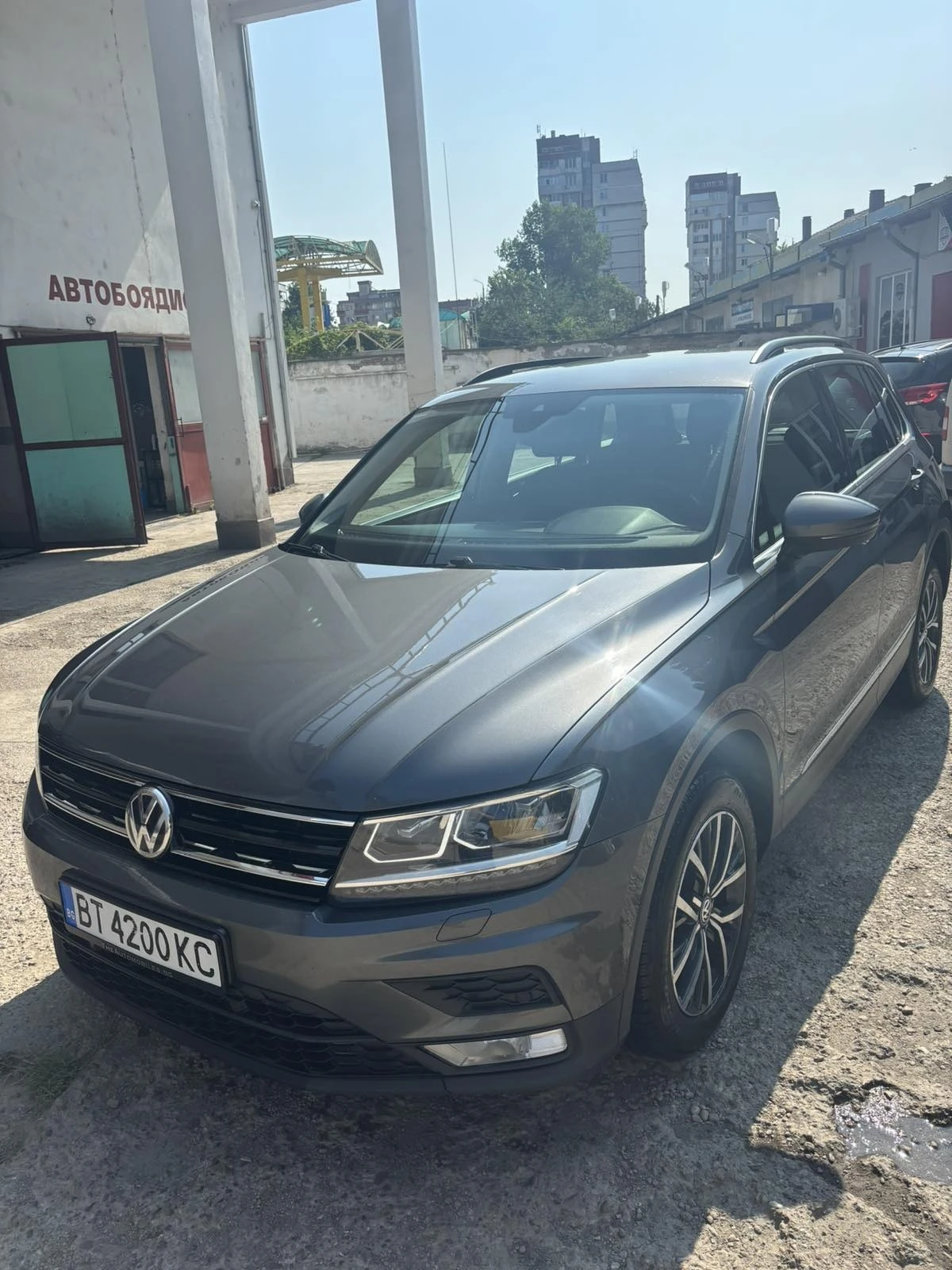 VW Tiguan 2.0 TDI 4 MOUTION DSG - изображение 3