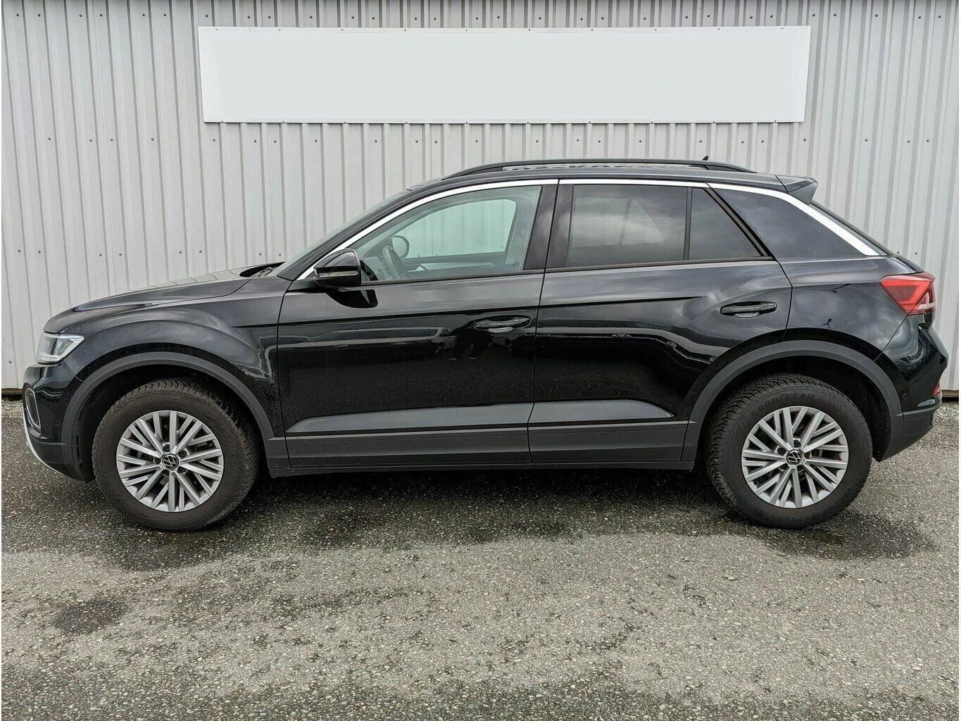 VW T-Roc 1.5 TSI DSG Navi LED Camera - изображение 3