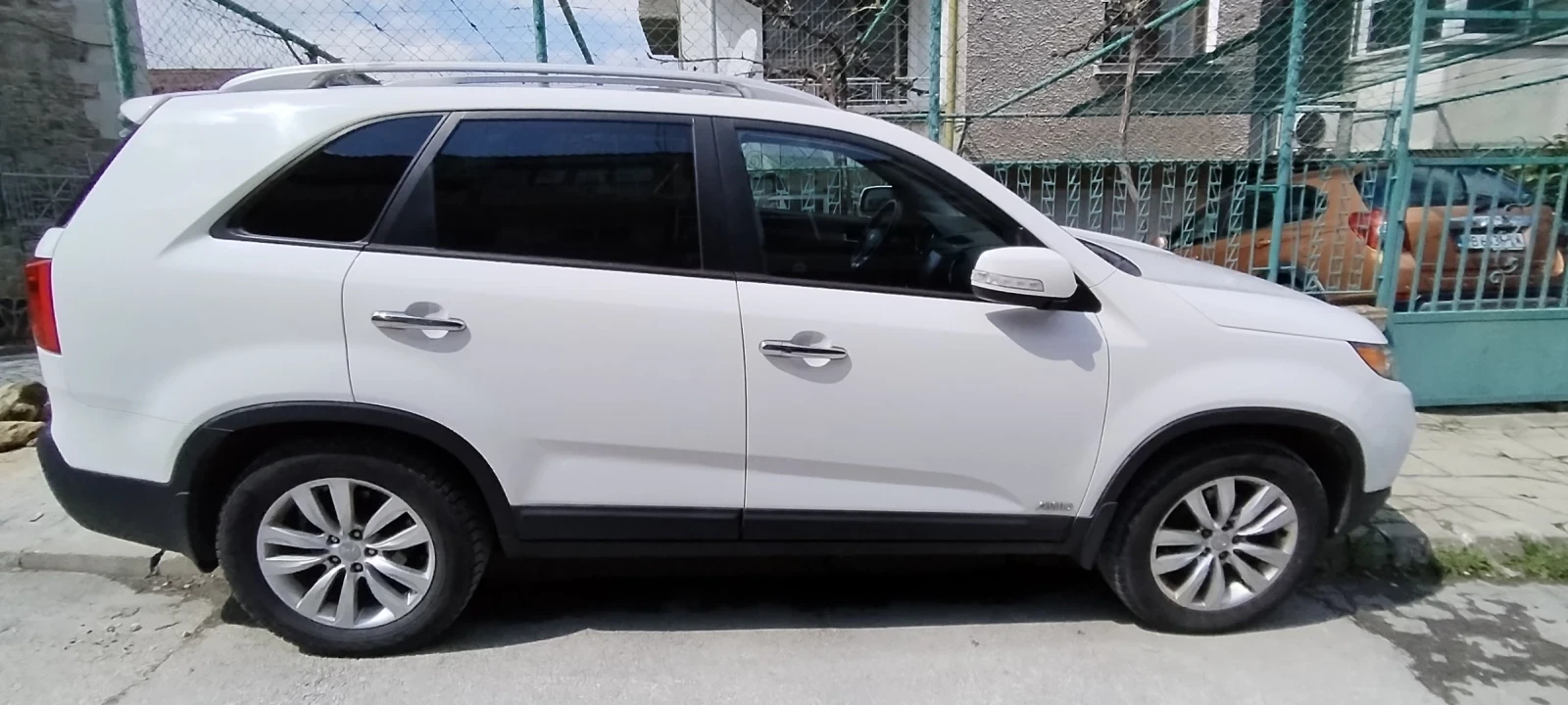 Kia Sorento  2.2 CRDi 4x4, 7Mec, ПАНОРАМА - изображение 5