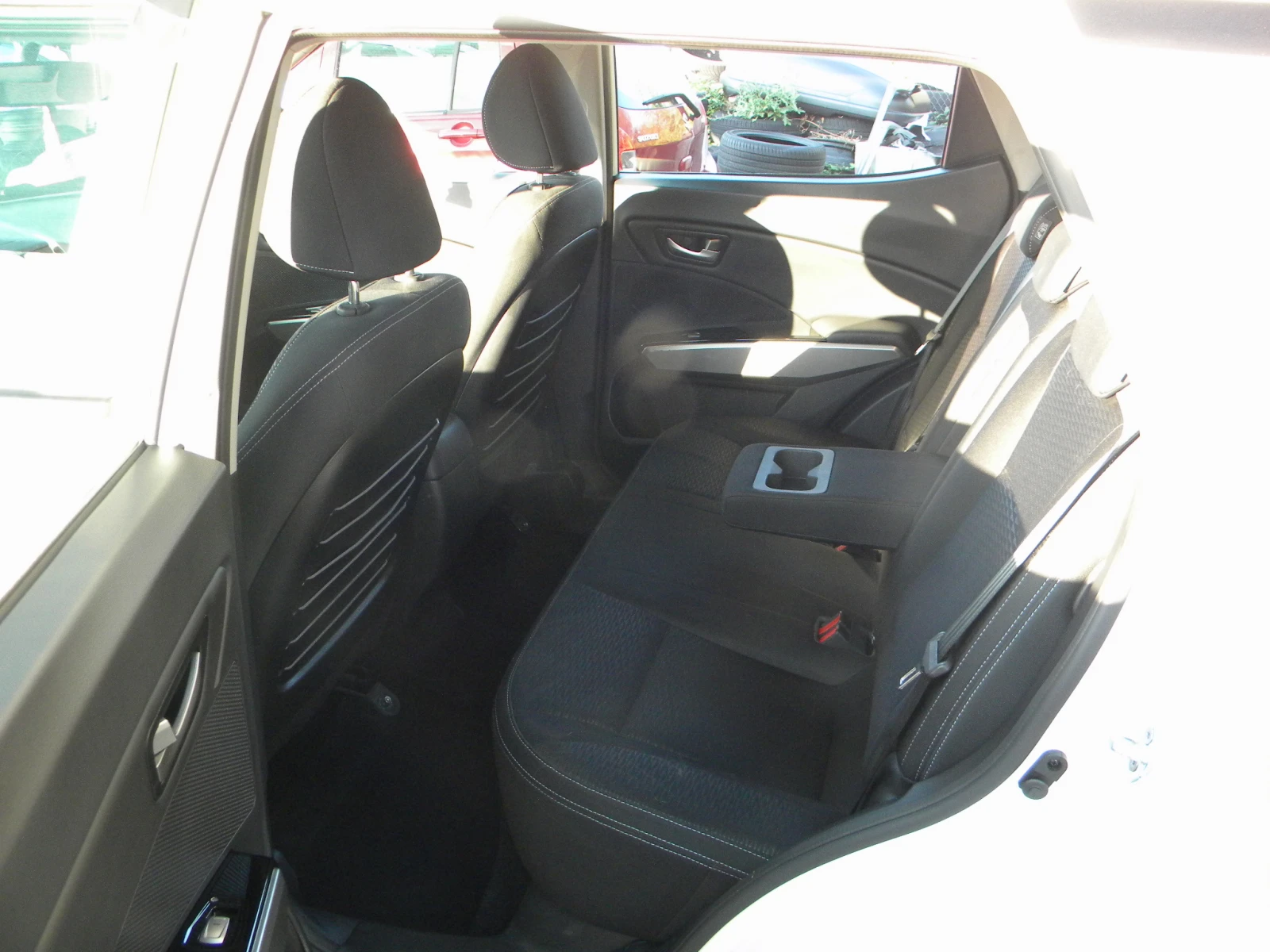 SsangYong Tivoli 1, 6XDI* EURO-6B* 6-СКОРОСТИ* КАТО НОВ*  - изображение 10