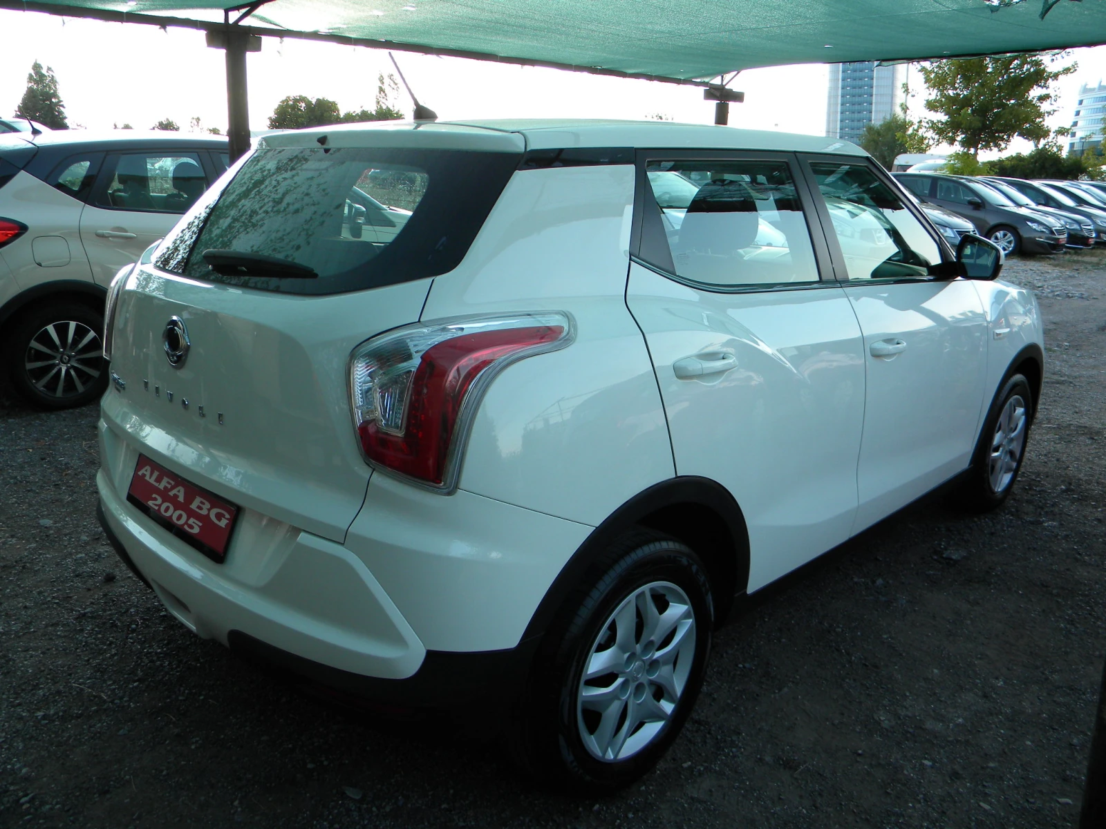 SsangYong Tivoli 1, 6XDI* EURO-6B* 6-СКОРОСТИ* КАТО НОВ*  - изображение 4