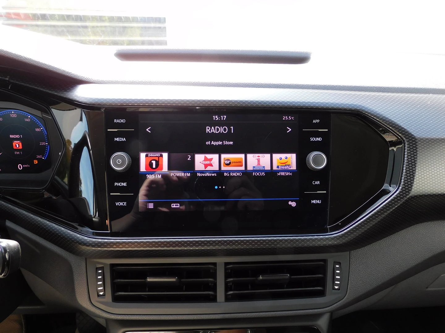 VW T-Cross Life 1.0 TSI BMT DSG - изображение 7