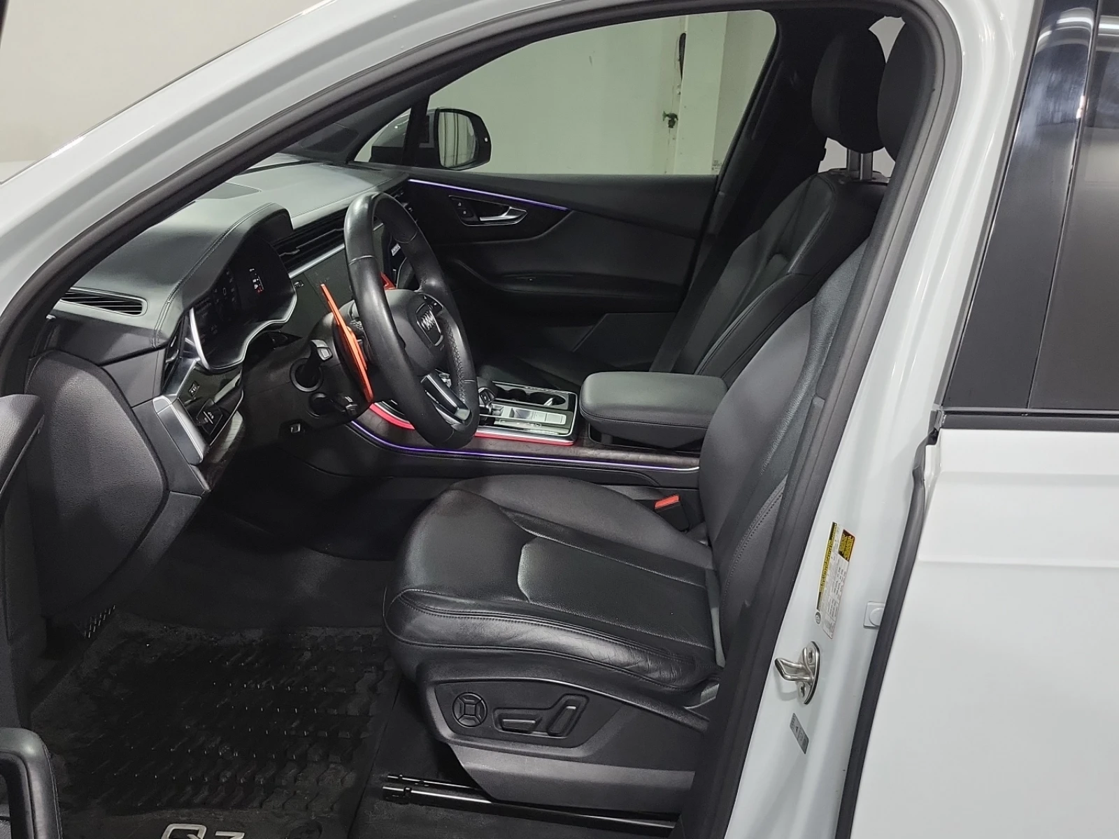 Audi Q7 TECHNIK * CARFAX * АвтоКредит * Цена до България*  - изображение 8