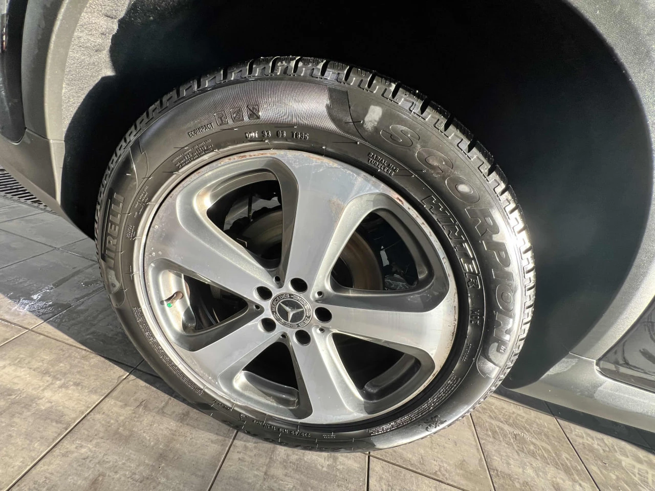 Mercedes-Benz GLC 300 4MATIC* ПОДГРЕВ НА ВОЛАН/СЕДАЛКИ* ПАНОРАМА* ДВА КЛ - изображение 6