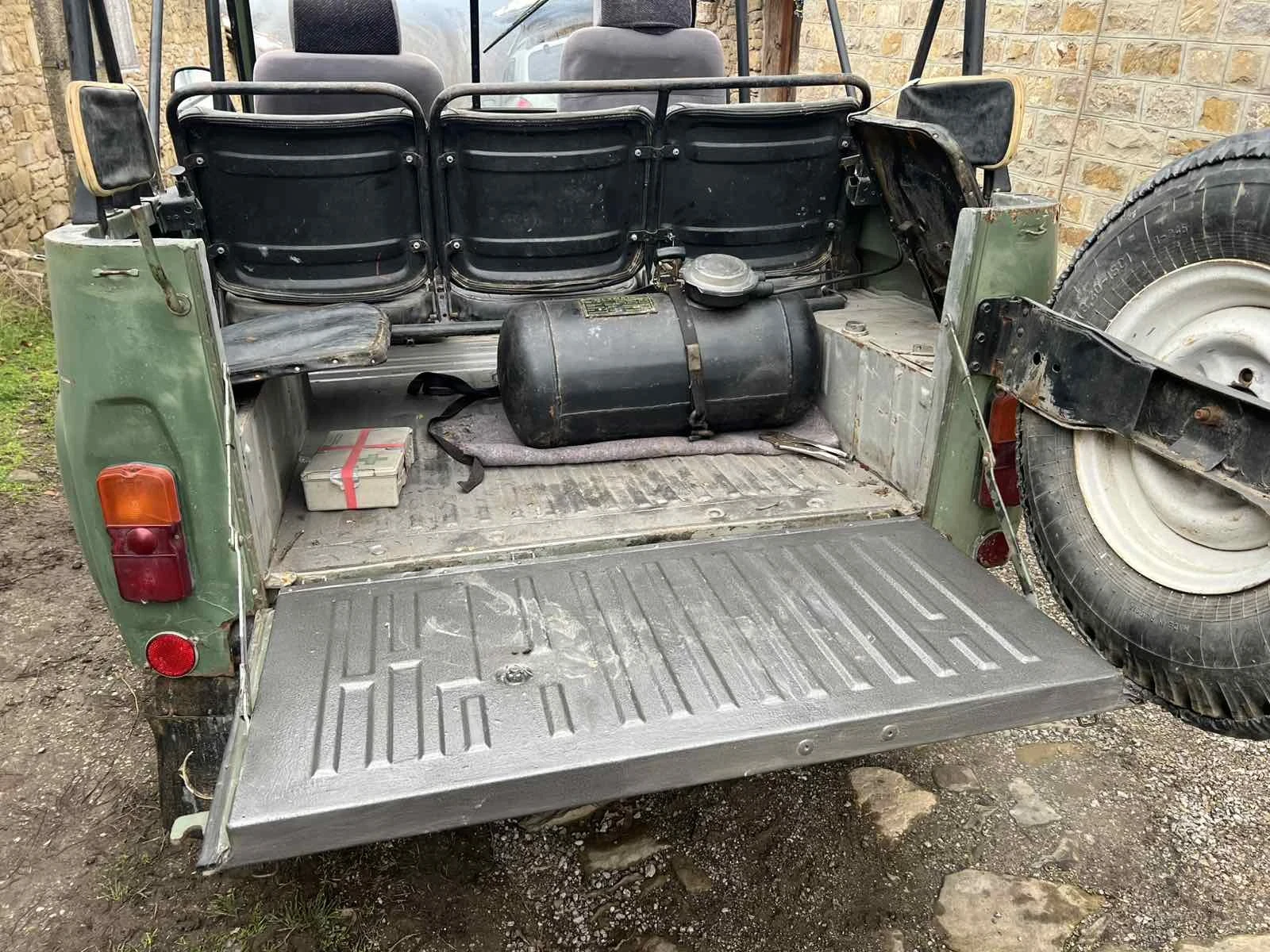 Uaz 469, снимка 3 - Автомобили и джипове - 53763753