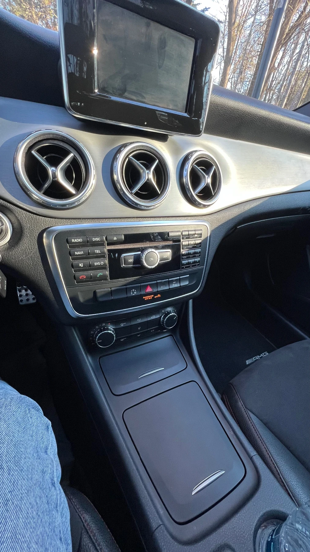 Mercedes-Benz GLA 200 AMG пакет, снимка 12 - Автомобили и джипове - 53800697