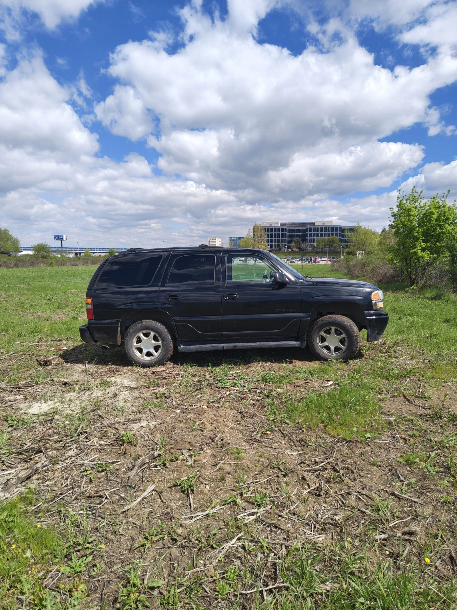 Gmc Yukon 6.0, снимка 12 - Автомобили и джипове - 54269311