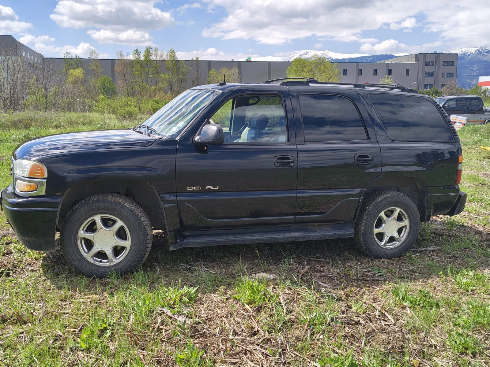 Gmc Yukon 6.0, снимка 7 - Автомобили и джипове - 54269311