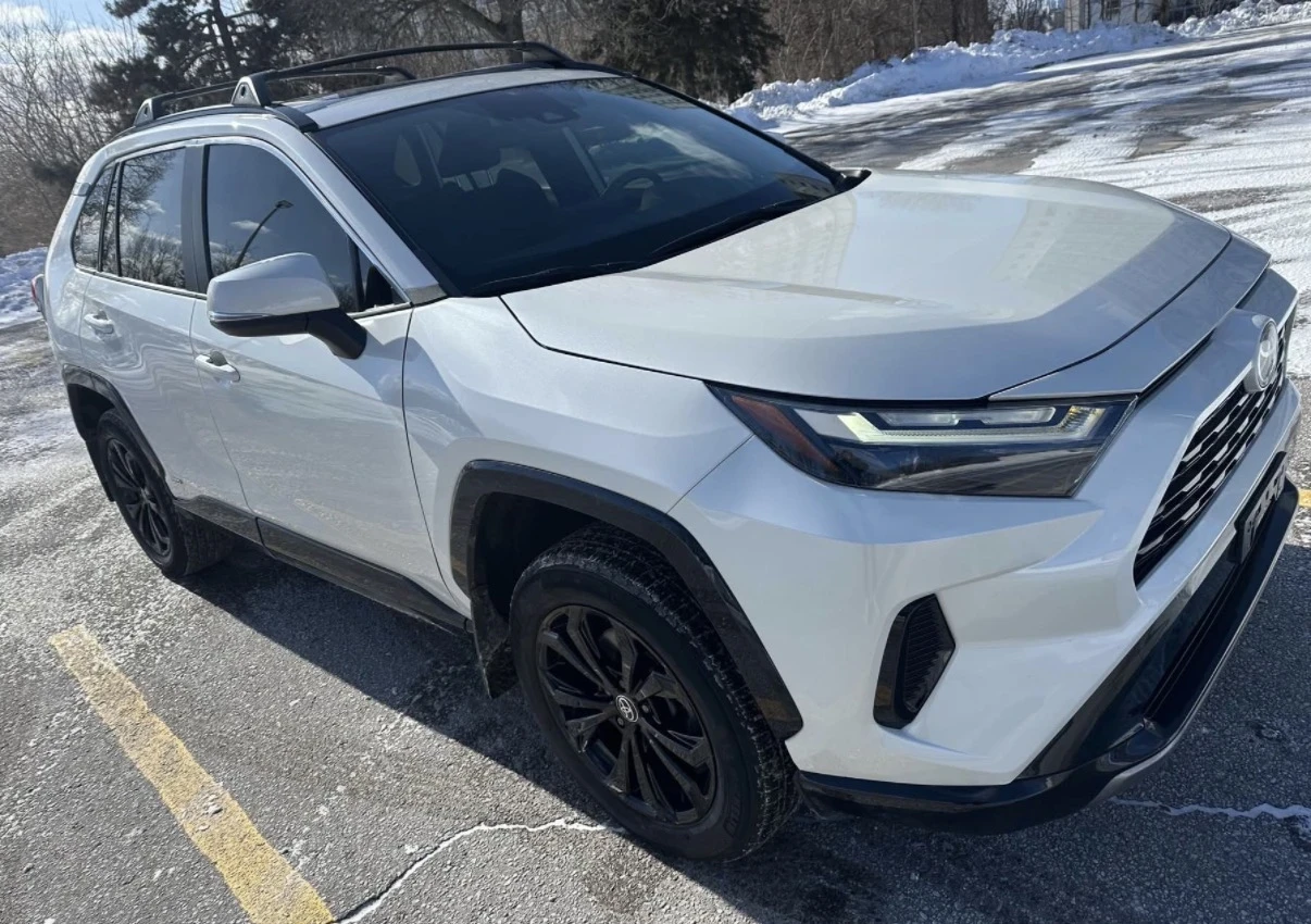 Toyota Rav4 HYBRID SE / ПЛАТНЕН САЛОН / ПОДГРЕВ / КАМЕРА / , снимка 3 - Автомобили и джипове - 54492722