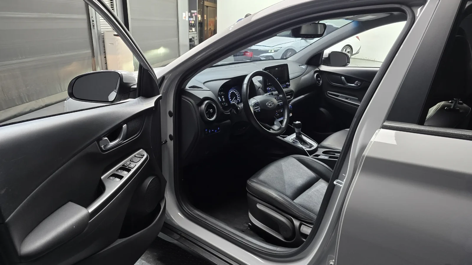 Hyundai Kona Smart Hubrid , снимка 7 - Автомобили и джипове - 54619948