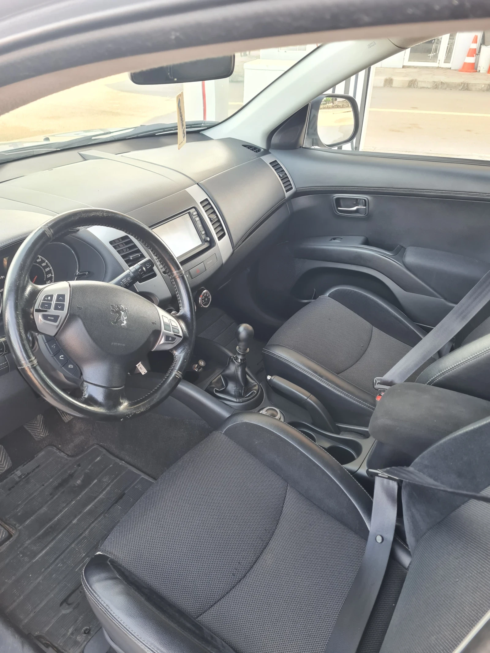 Peugeot 4007 2.2 HDI 4х4 156к.с 2012г. , снимка 8 - Автомобили и джипове - 54932769