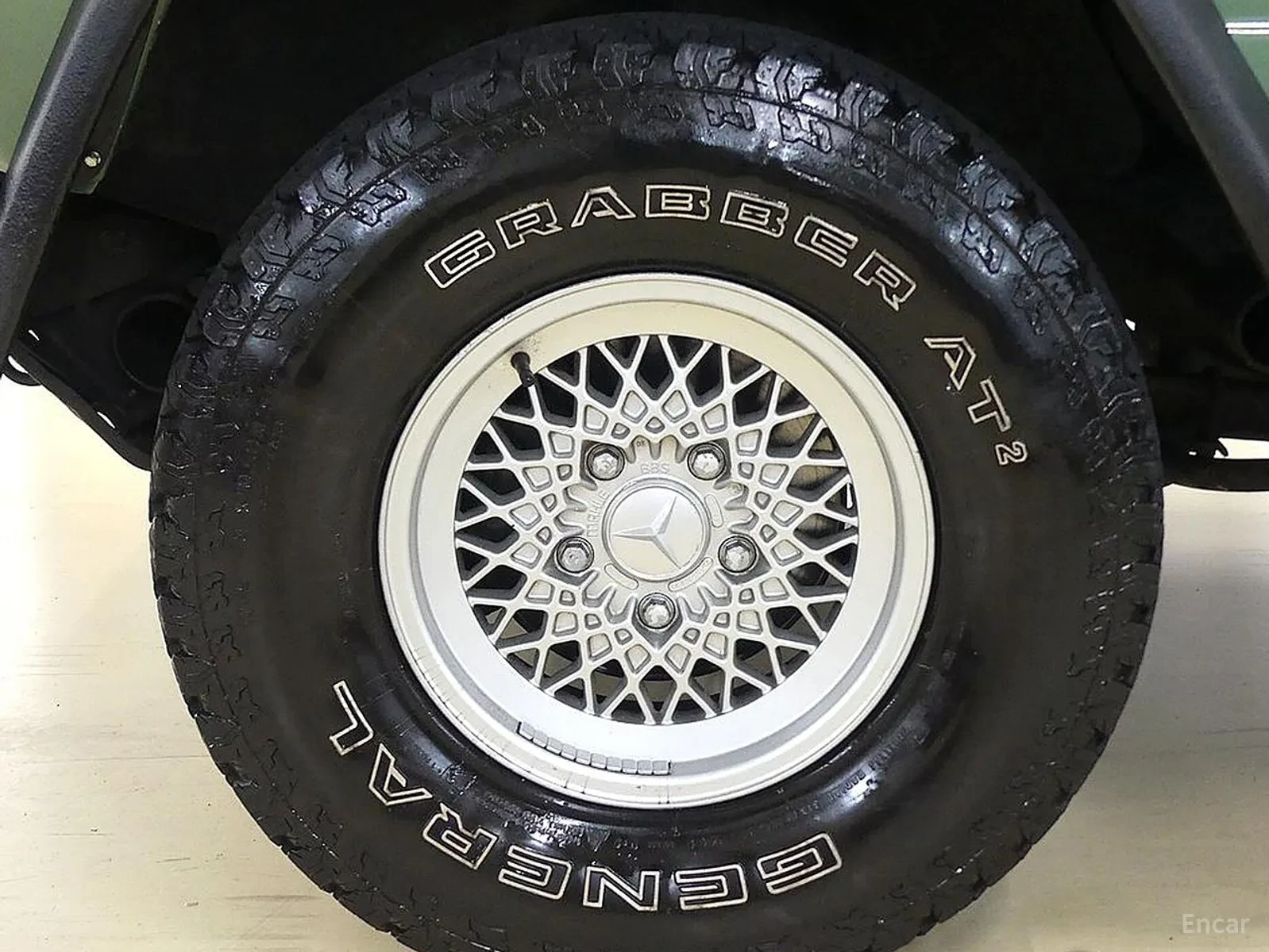 Mercedes-Benz G 300, снимка 14 - Автомобили и джипове - 55295372
