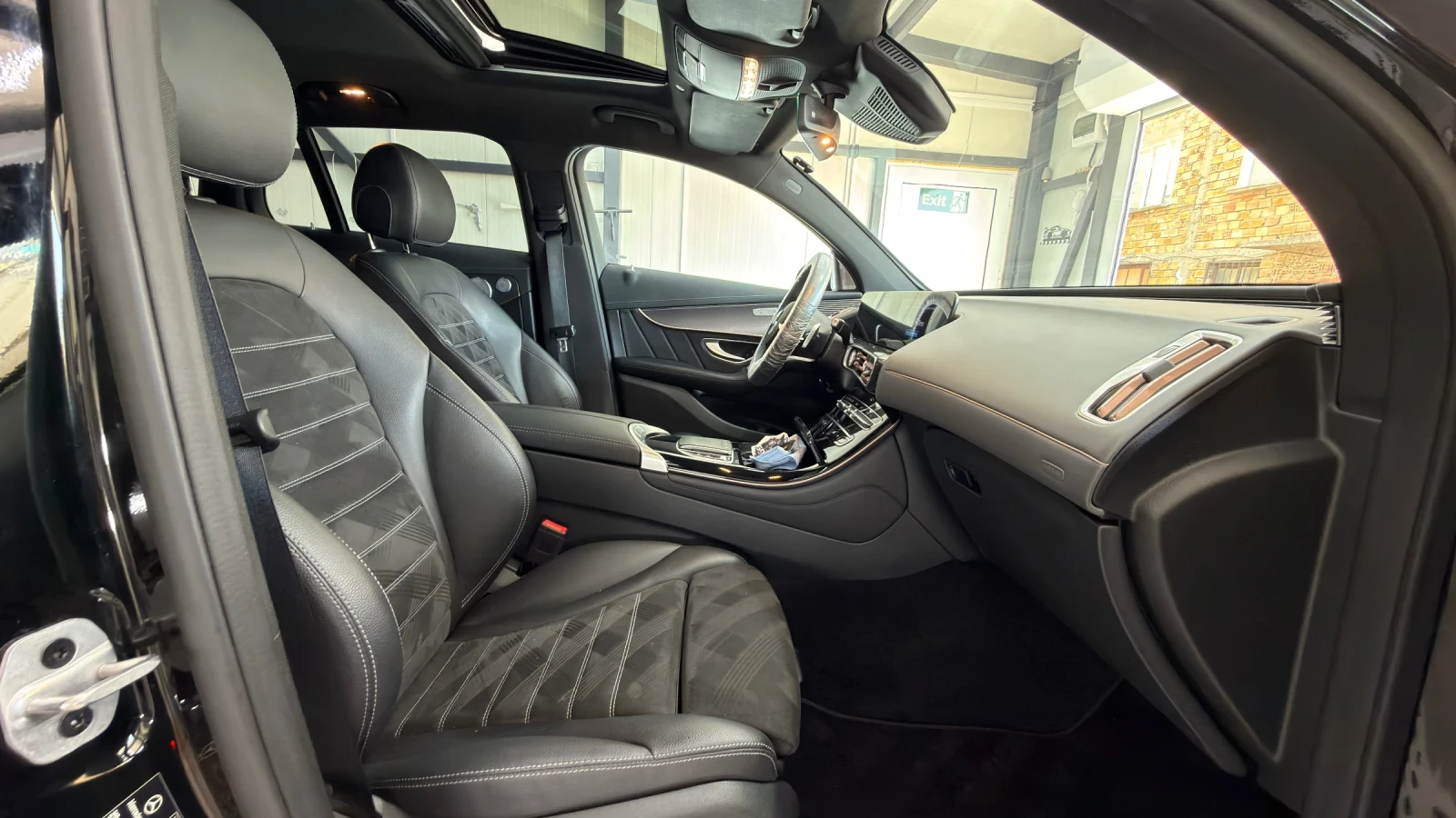 Mercedes-Benz EQC EQC400 AMG, снимка 11 - Автомобили и джипове - 55368092