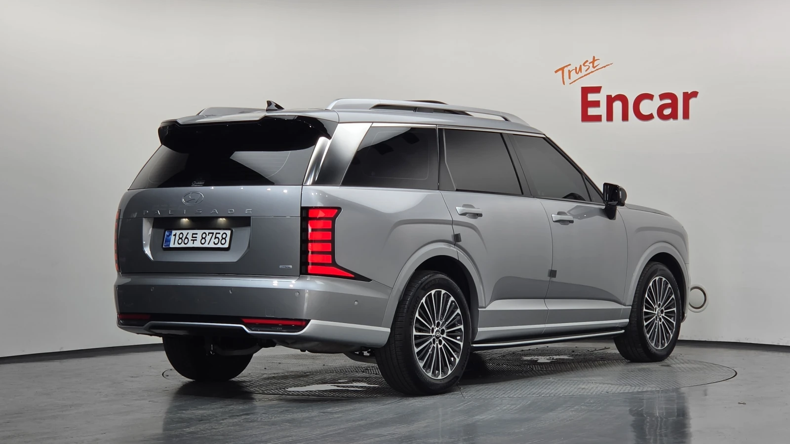 Hyundai Palisade 2.5T Calligraphy* BLIND SPOT* HUD* КРАЙНА ЦЕНА, снимка 2 - Автомобили и джипове - 55399087