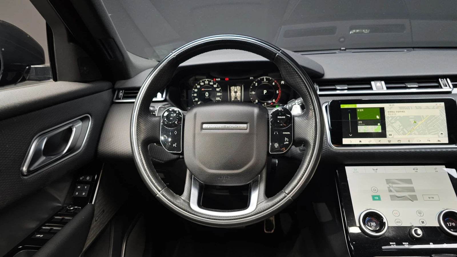 Land Rover Range Rover Velar 2.0 D240 R-Dynamic SE, снимка 12 - Автомобили и джипове - 55595273