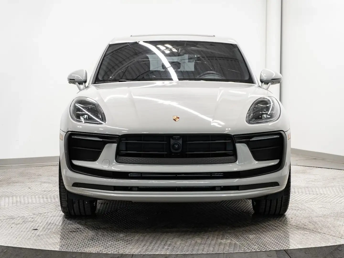 Porsche Macan PREMIUM PLUS BURMESTER ЦЕНА ДО БЪЛГАРИЯ АВТОКРЕДИТ, снимка 6 - Автомобили и джипове - 55626509