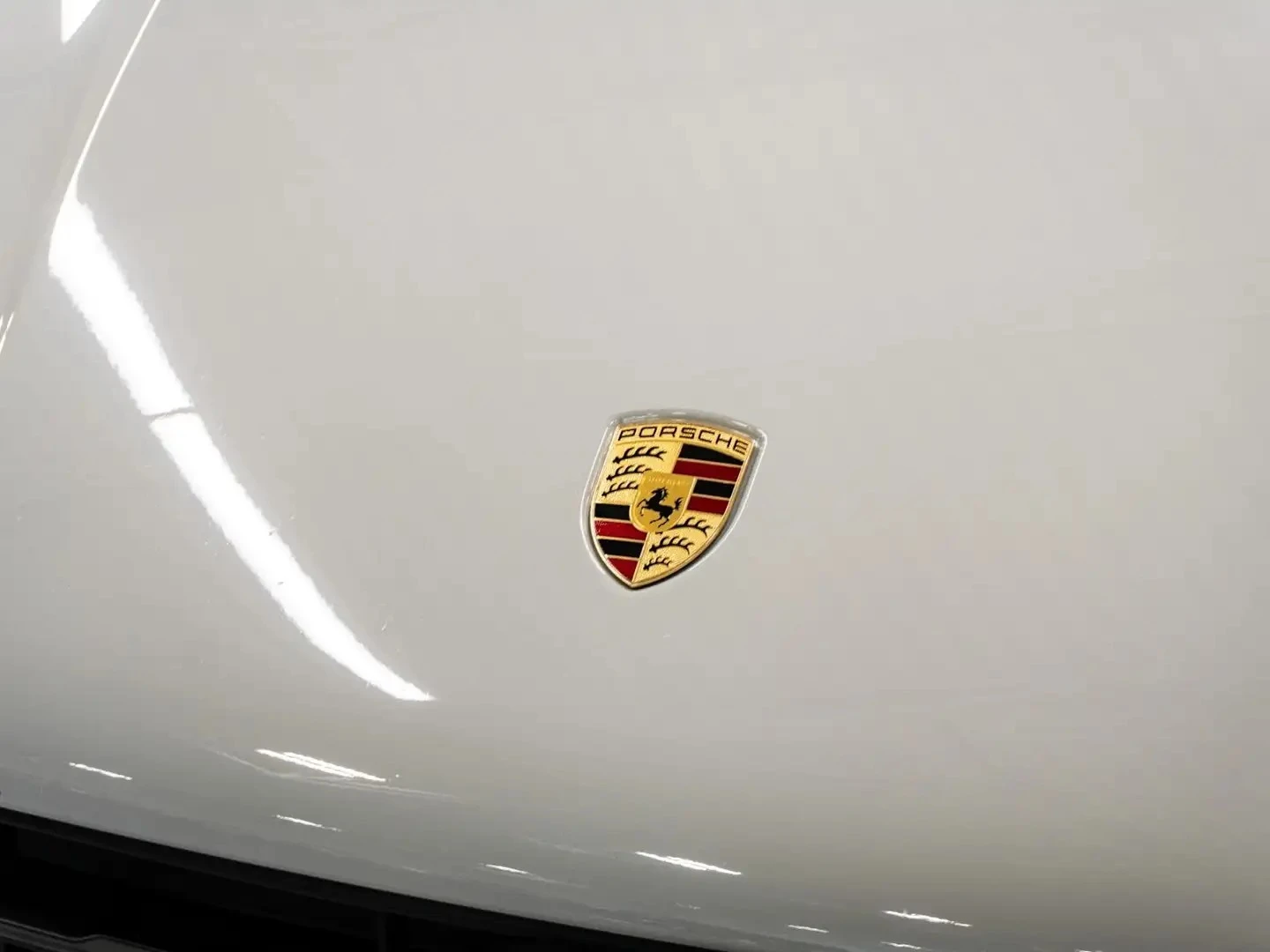 Porsche Macan PREMIUM PLUS BURMESTER ЦЕНА ДО БЪЛГАРИЯ АВТОКРЕДИТ, снимка 7 - Автомобили и джипове - 55626509
