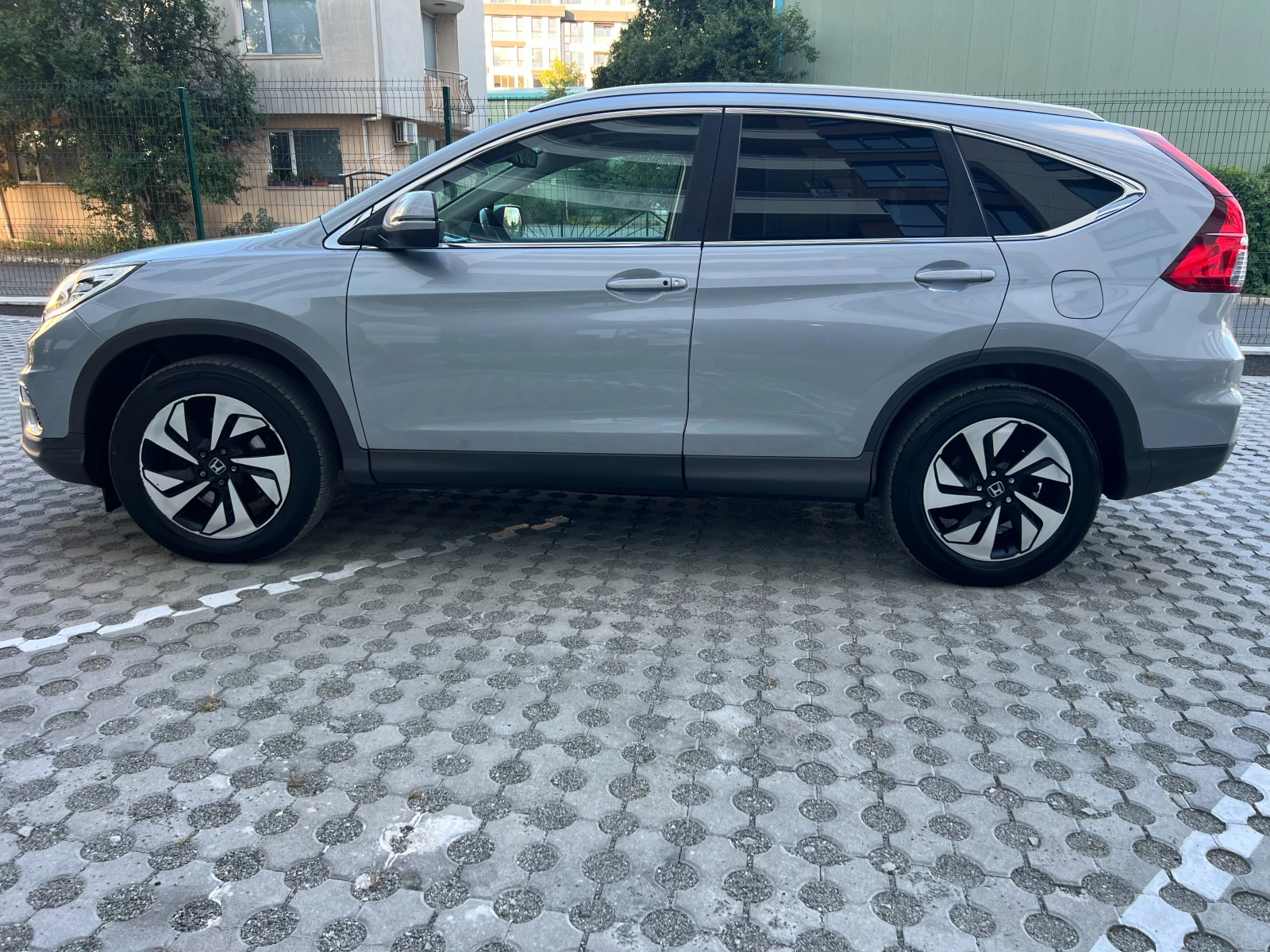 Honda Cr-v 1.6 I-DTEC AWD EXECUTIVE Панорама Keyless Go, снимка 4 - Автомобили и джипове - 55754623