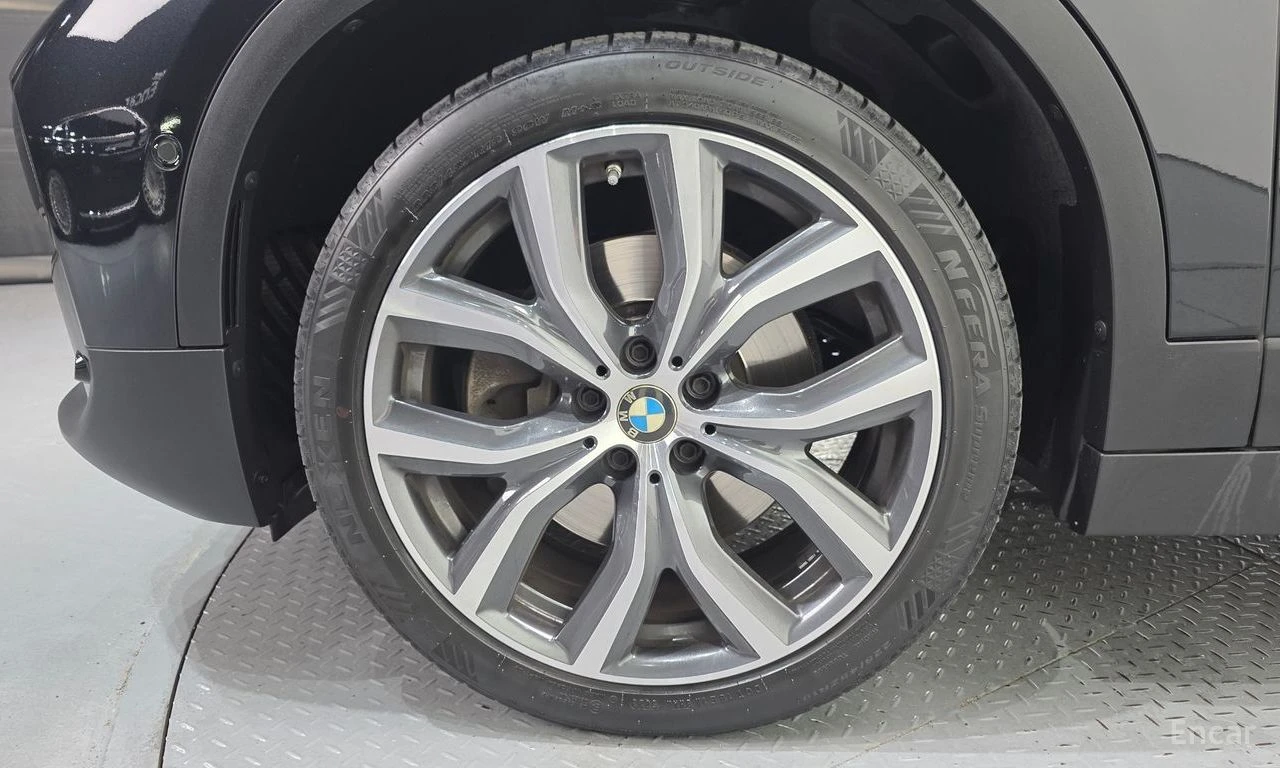 BMW X2 xDrive20i Advantage, снимка 5 - Автомобили и джипове - 56549504